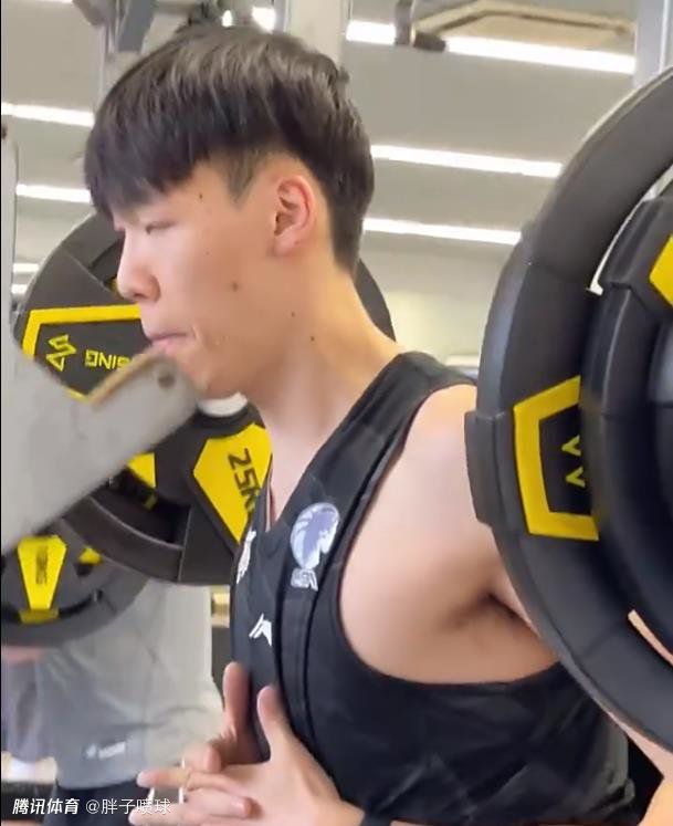 她也不明白为什么这种病，说来就来，而且来的还这么快。